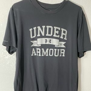 Men’s Under Armour Tee Shirt.